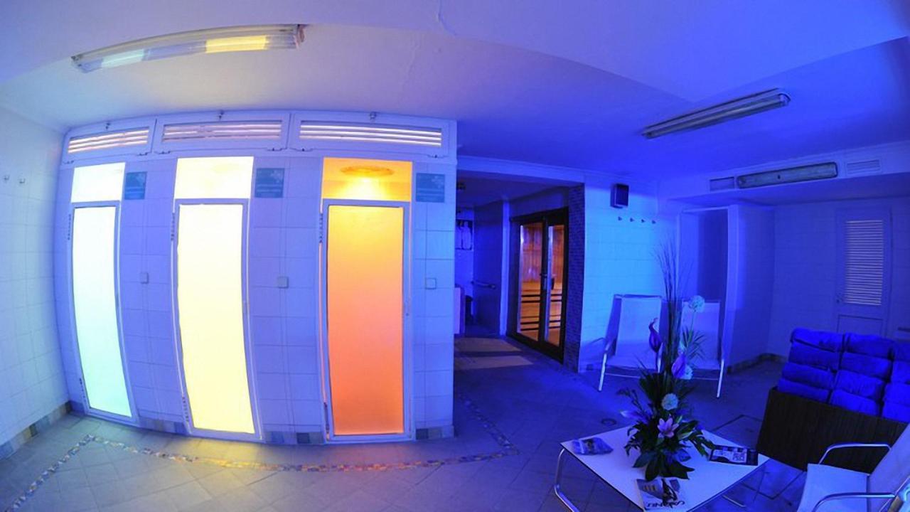 Hotel & Spa Entremares ラ・マンガ・デル・マール・メノール 部屋 写真