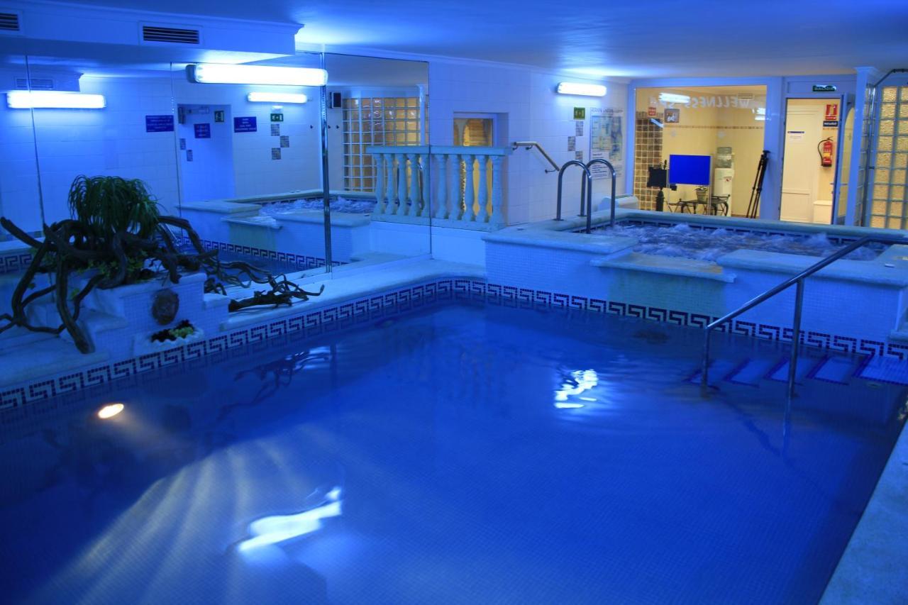 Hotel & Spa Entremares ラ・マンガ・デル・マール・メノール エクステリア 写真