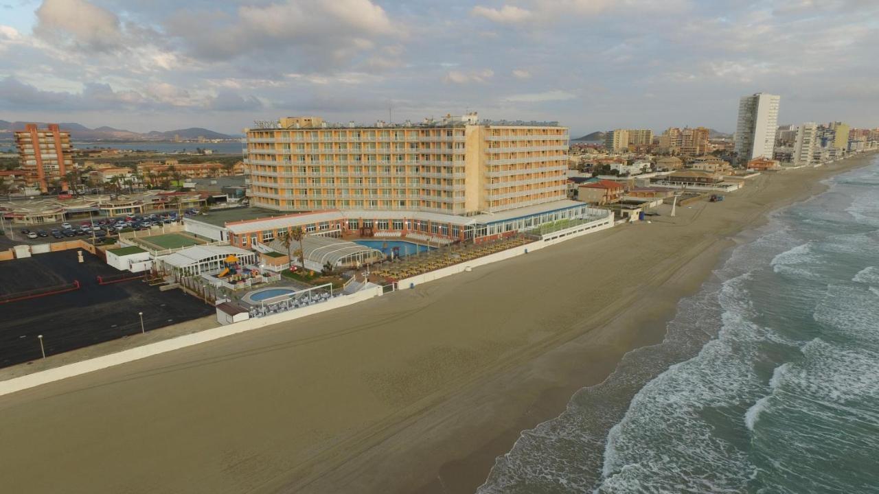 Hotel & Spa Entremares ラ・マンガ・デル・マール・メノール エクステリア 写真