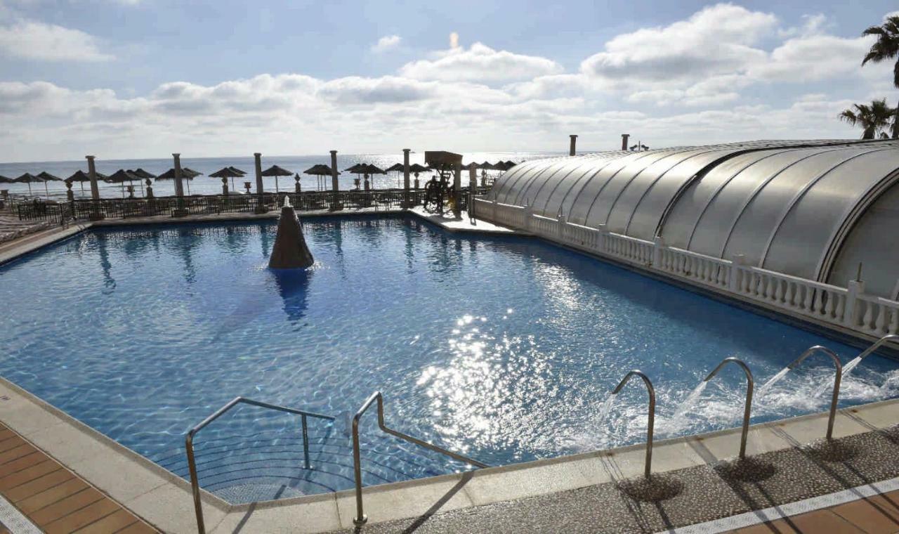 Hotel & Spa Entremares ラ・マンガ・デル・マール・メノール エクステリア 写真